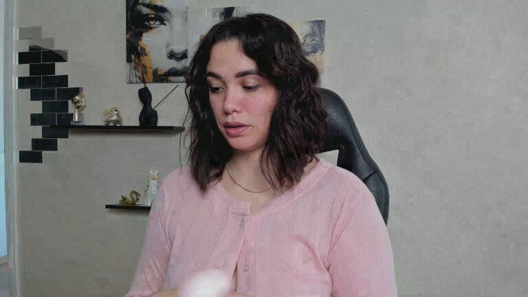 GlamNova's Streamate show and profile