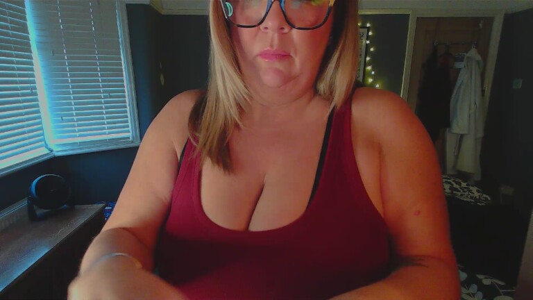 OrlaOnline's Streamate show and profile