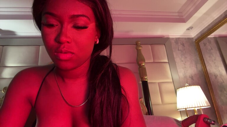 EmilyWeston's Streamate show and profile