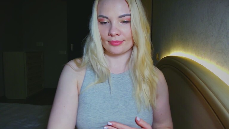 Tina_Candy's Streamate show and profile