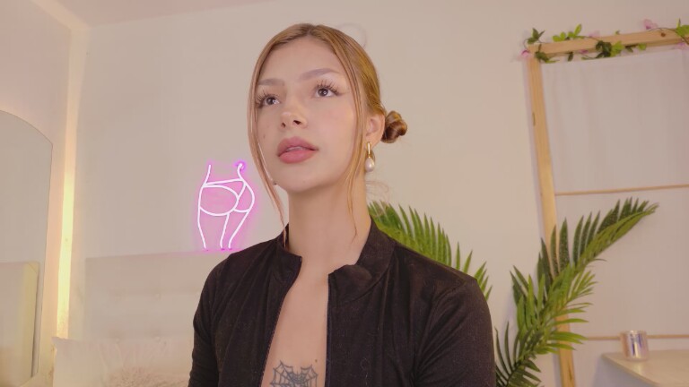 AmeAlcaraz's Streamate show and profile