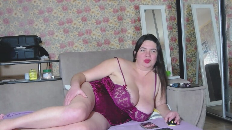 NinaWang85's Streamate show and profile