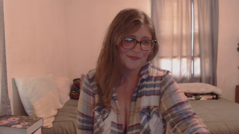 AvaBlake18's Streamate show and profile