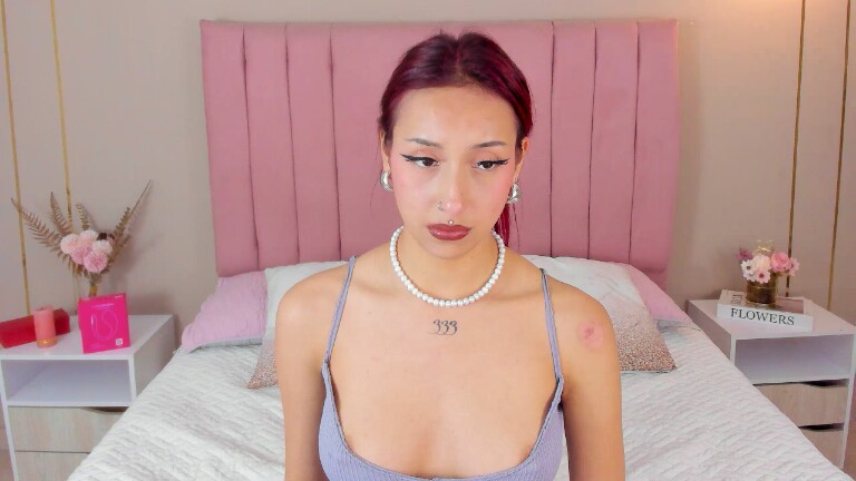 AuroraBellmontk's Streamate show and profile