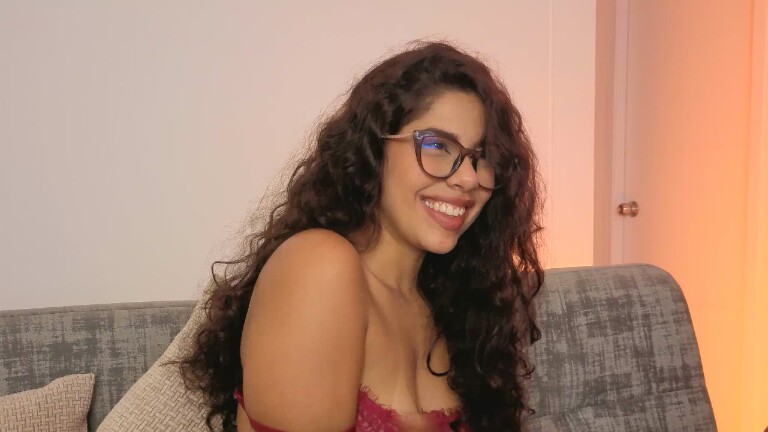 Clarckbella's Streamate show and profile