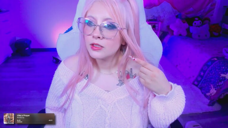 Alyssa_Romanova's Streamate show and profile