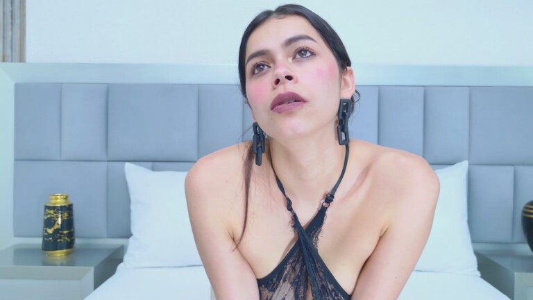 AlanaBlavi's Streamate show and profile