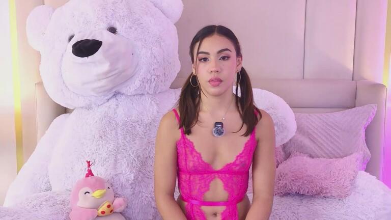 GiaSkye's Streamate show and profile