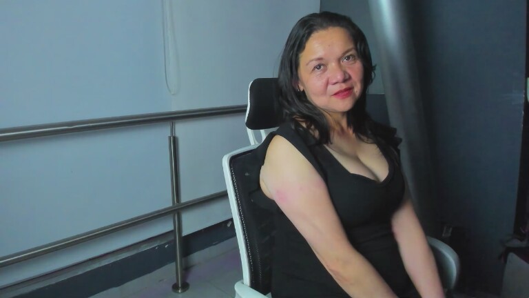 Miila_Toro's Streamate show and profile