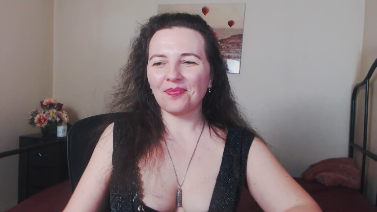 KARLEENx's Streamate show and profile