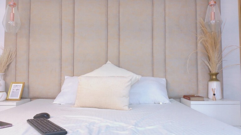 Saraa_Castillo's Streamate show and profile