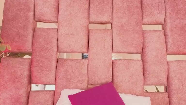 Lanna_Jhonson's Streamate show and profile