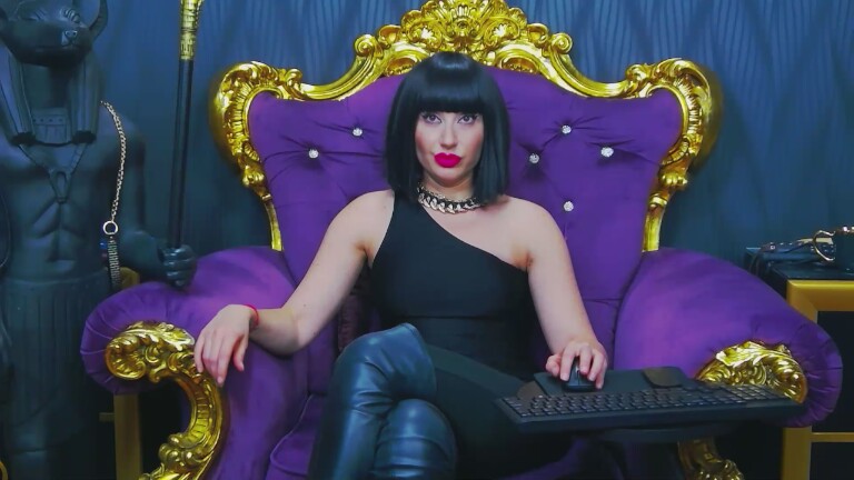 LaraMaeve's Streamate show and profile