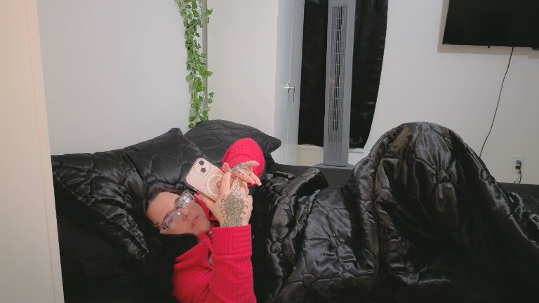 Honeysweettea's Streamate show and profile