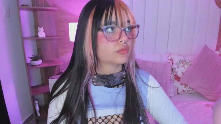 MaddieWaves's Streamate show and profile