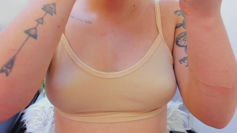 Martina_conor's Streamate show and profile