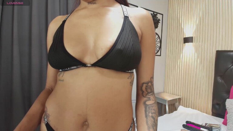 Shirly_cooper's Streamate show and profile