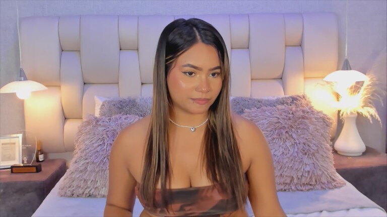 EmmaPrinncess's Streamate show and profile