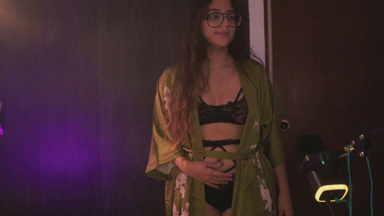 HaileyBunny_18's Streamate show and profile