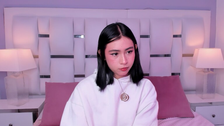 SophiaColinns's Streamate show and profile