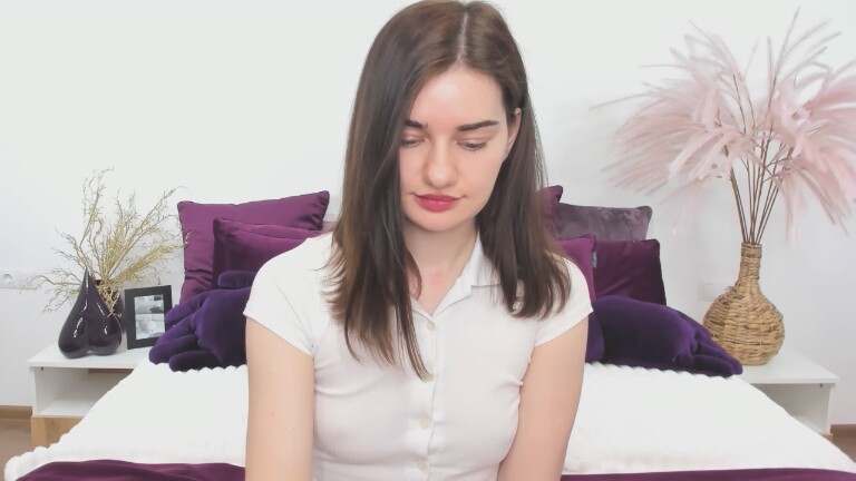 DemiLinda's Streamate show and profile