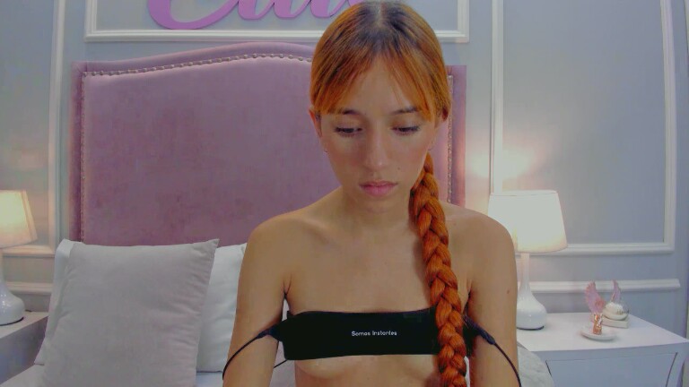 LeaThomsonn's Streamate show and profile