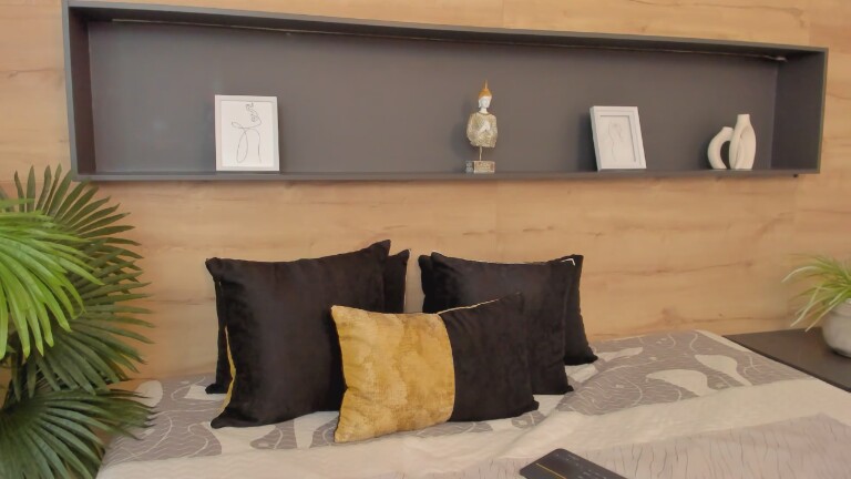 ZarahBakerr's Streamate show and profile