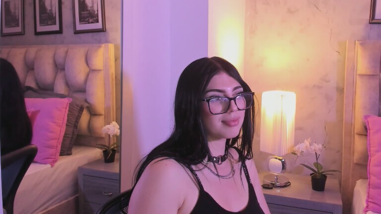 IsabellaaRossi's Streamate show and profile