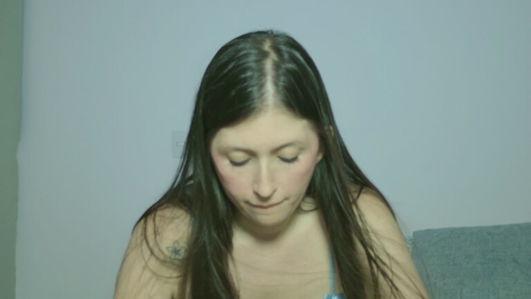 EmmaShaykk's Streamate show and profile