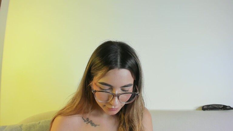 AuraRosse's Streamate show and profile