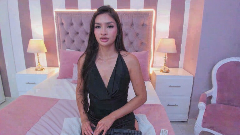 AuraClark's Streamate show and profile