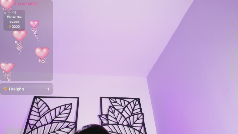 kazumiii's Streamate show and profile