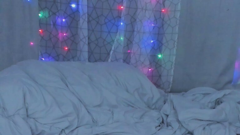 RubyDeschain's Streamate show and profile