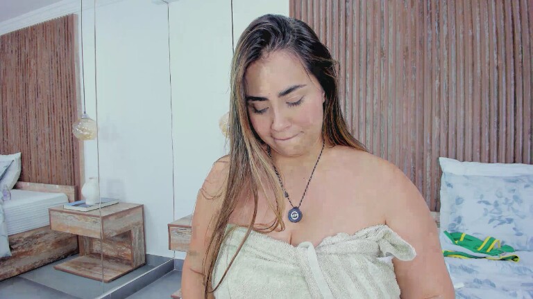 MaraMoore's Streamate show and profile