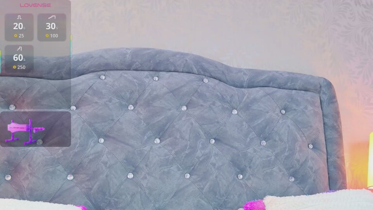 ZafiroClean's Streamate show and profile