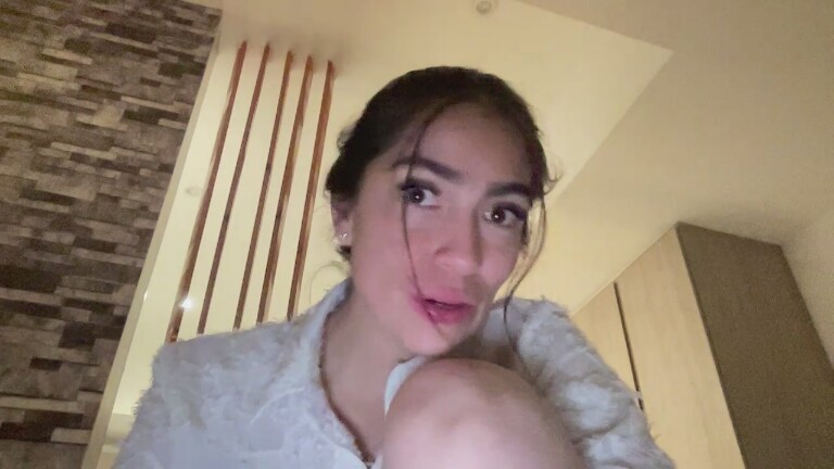 Bellasmmith's Streamate show and profile