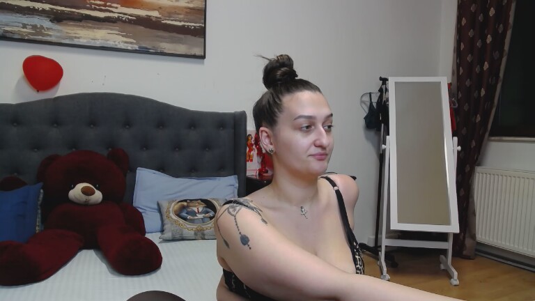 MARTAHx's Streamate show and profile