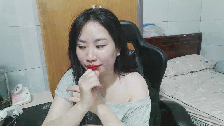 Lilybelle039's Streamate show and profile