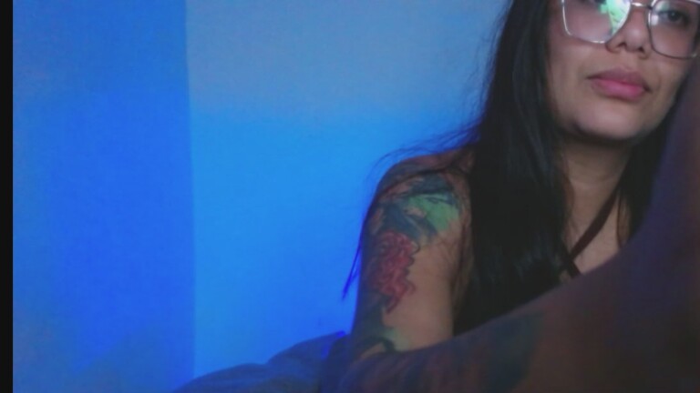 Luna_Marquez's Streamate show and profile