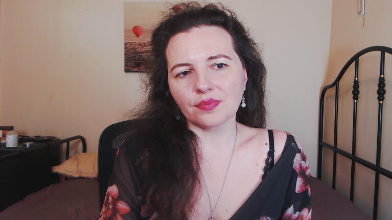 KARLEENx's Streamate show and profile