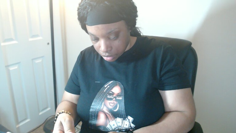 SexyMona's Streamate show and profile