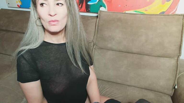 KatieSkyMadison's Streamate show and profile