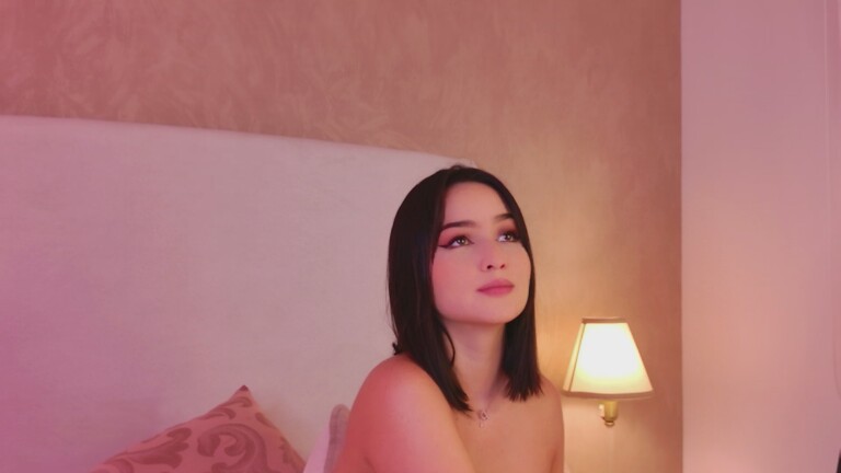 AlicePierce's Streamate show and profile