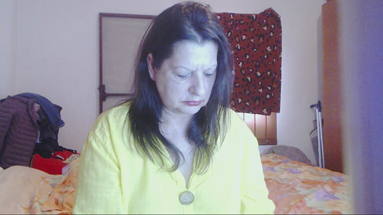 ExtasyMature's Streamate show and profile