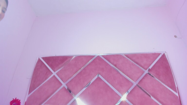 KatiaRosee's Streamate show and profile