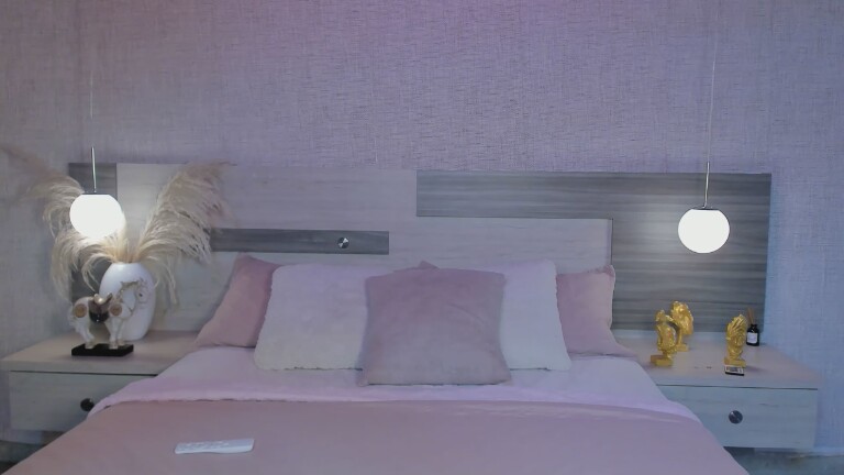 MiaTorricelli's Streamate show and profile