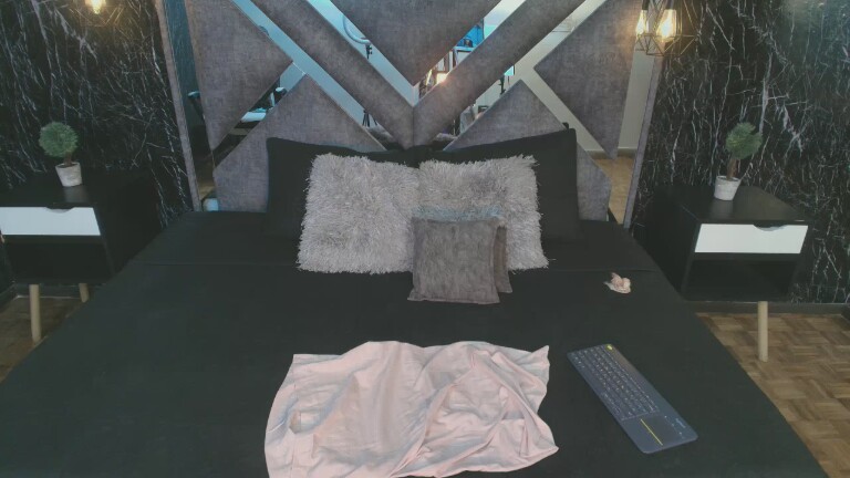 Layla_Wade's Streamate show and profile