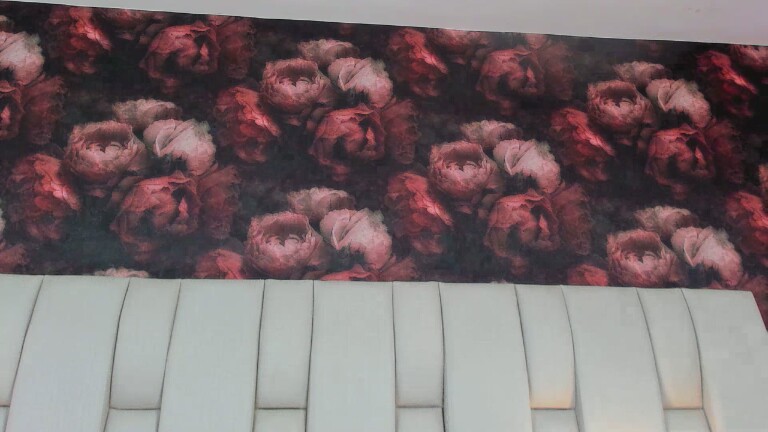 ValenShaw's Streamate show and profile