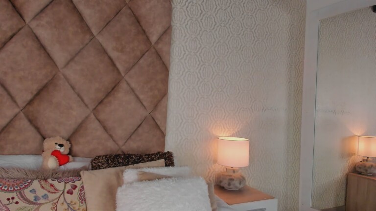 AmberLewiis's Streamate show and profile