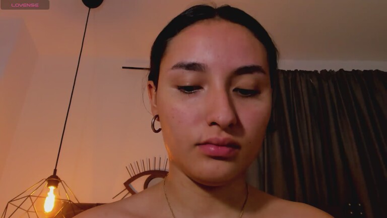 SofiaLoren111's Streamate show and profile